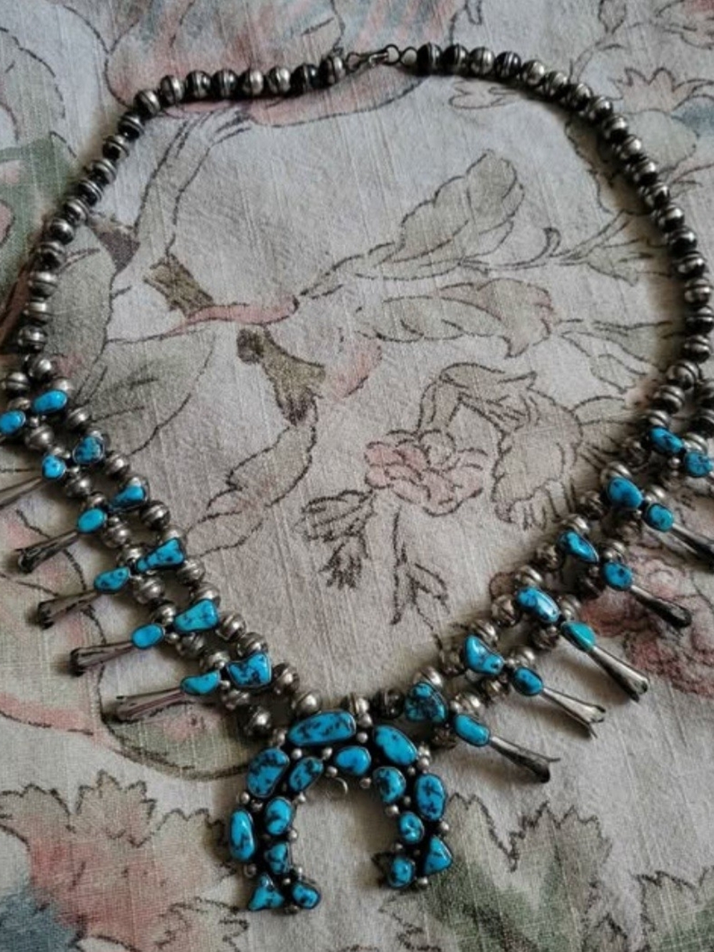 Delgarito Navajo Turquoise Stone Squash Blossom Necklace - Silver